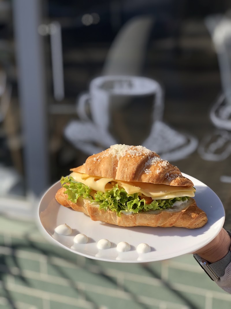 Bloom Cafe - сімейна кав‘ярня
