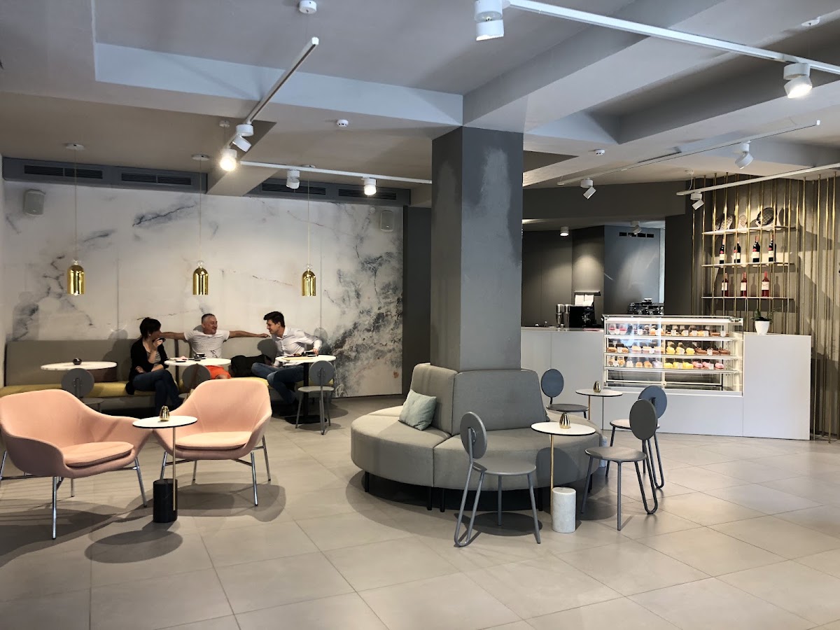 Кондитерська Folks — Cafe